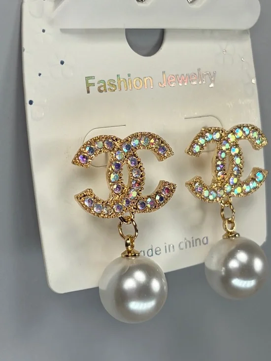 Iridescent Gold-Tone Crystal Earrings with White Pearl Drops - Picture 2 of 4